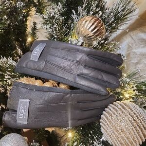 COPY - NEW UGG GLOVES